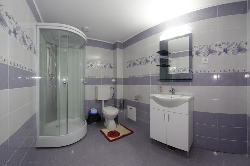 Pensiunea Lacramioara Săcel Extérieur photo